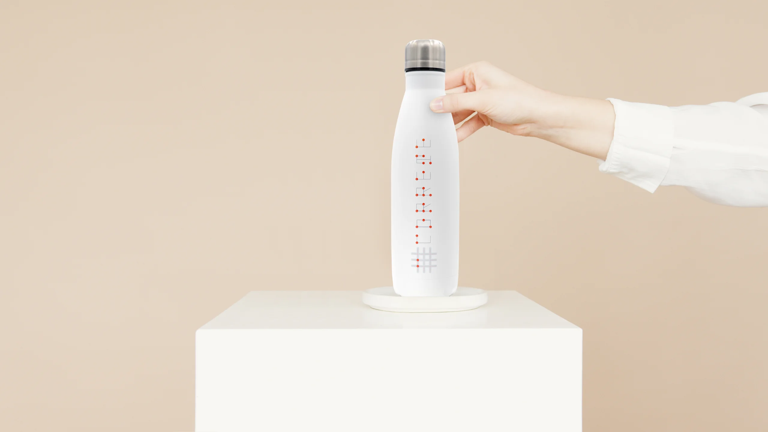 Mockup borraccia branded CorRete - brand identity Akra Studios